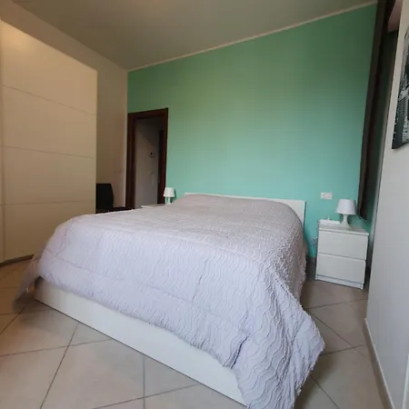 Apartment Manthone